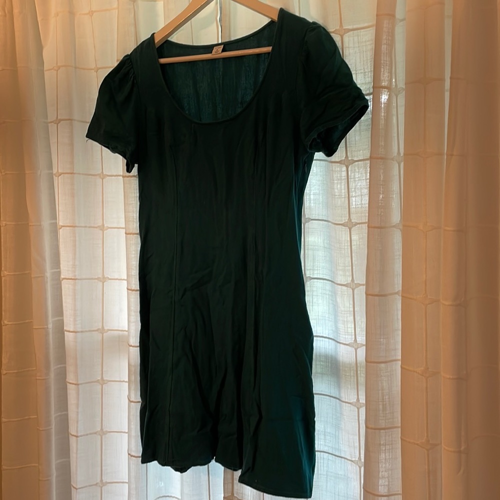 Old Navy’s above the knee women’s dress